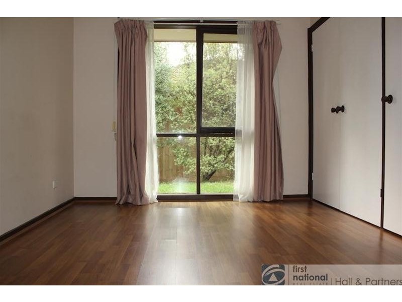 304 Dandelion Drive, Rowville VIC 3178