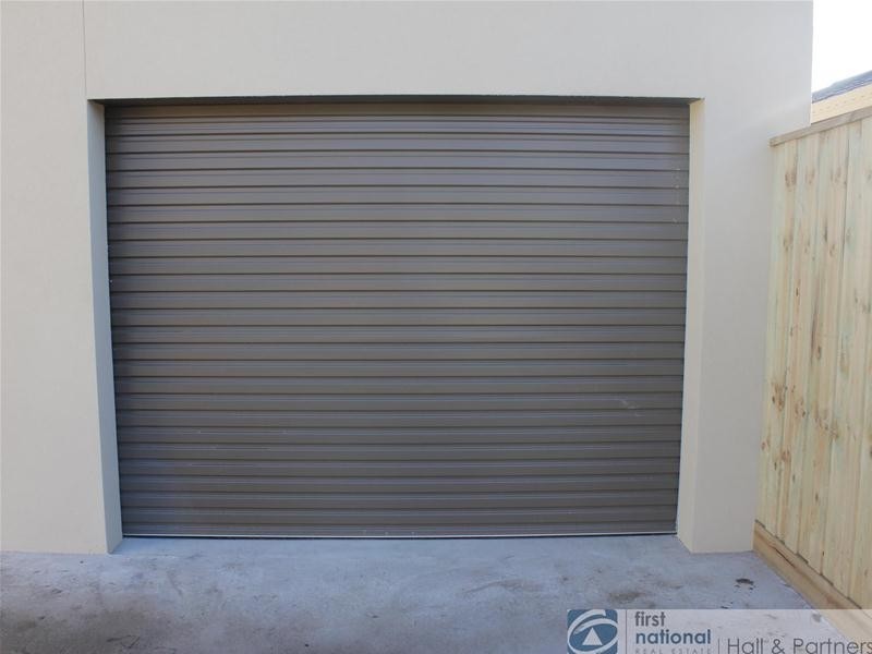 23/a Narellan Drive, Hampton Park VIC 3976