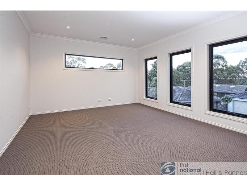 25A John Edgcumbe Way, Endeavour Hills VIC 3802