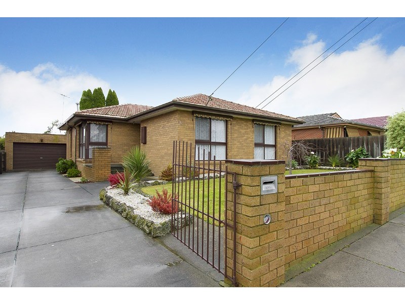 8 Wren Drive, Noble Park North VIC 3174