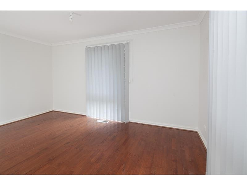 9 Rossiter Avenue, Endeavour Hills VIC 3802