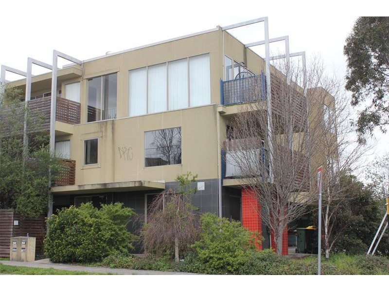 4/9 King Street, Dandenong VIC 3175