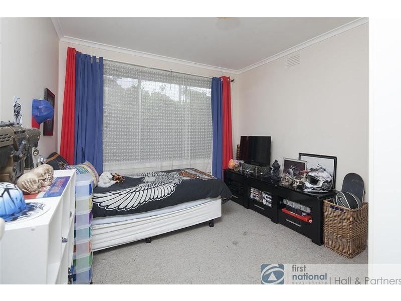 8 Correa Place, Endeavour Hills VIC 3802