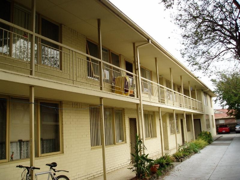 1/1-3 Herbert Street, Dandenong VIC 3175