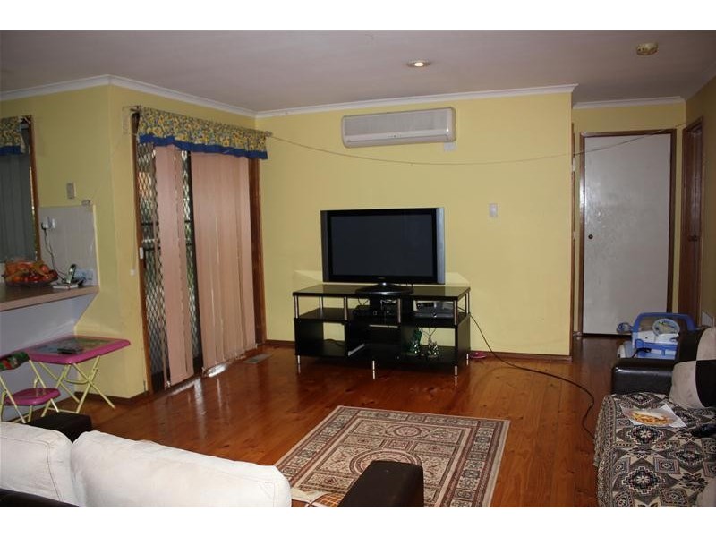 16 Henlow Rise, Hallam VIC 3803