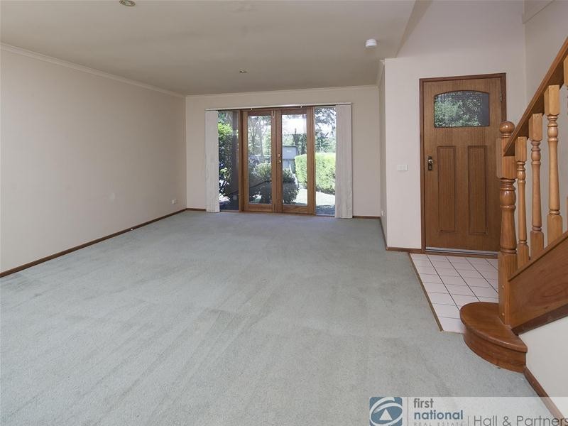 13 Tarrangower Place, Berwick VIC 3806