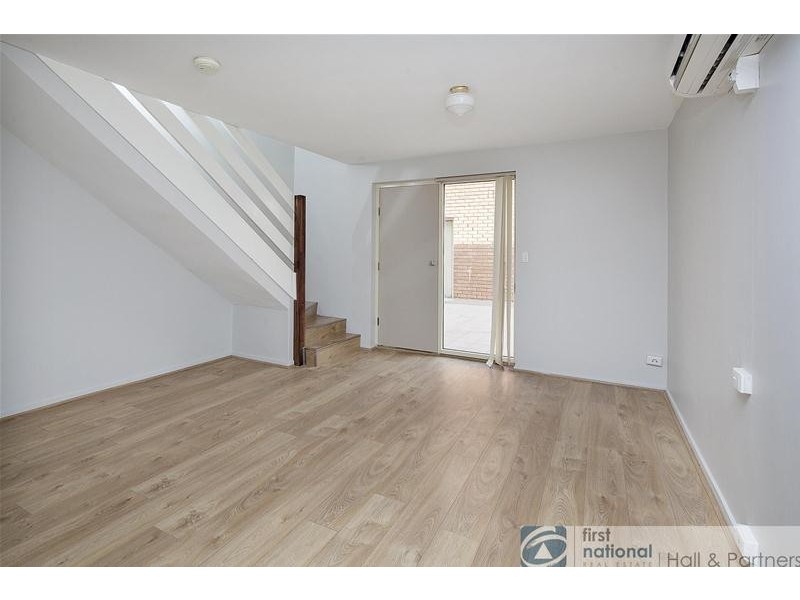 13/9-11 Weller Street, Dandenong VIC 3175