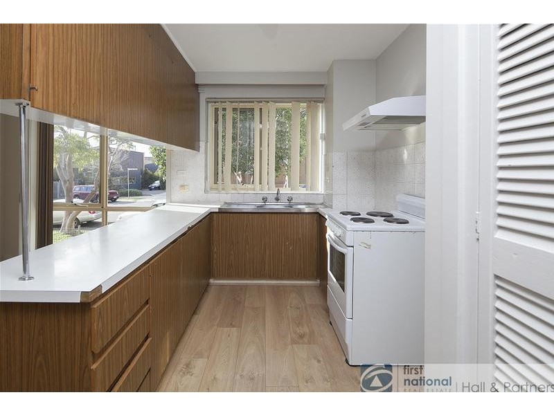 13/9-11 Weller Street, Dandenong VIC 3175