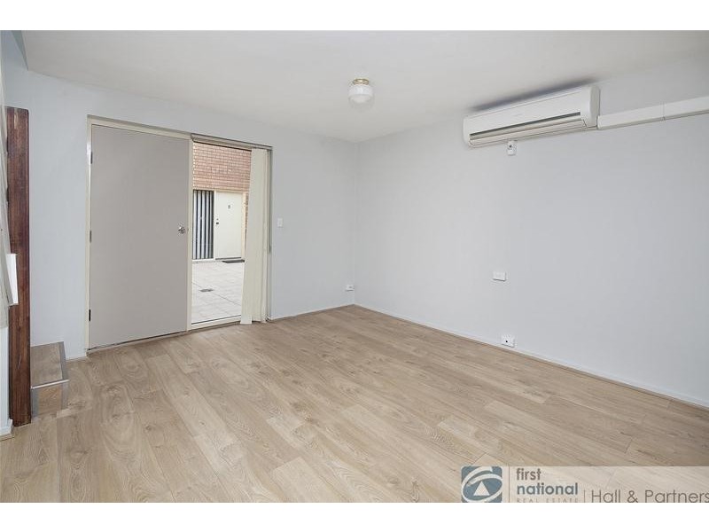 13/9-11 Weller Street, Dandenong VIC 3175