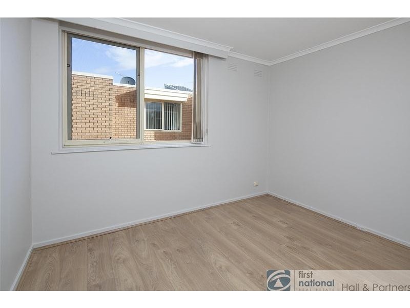13/9-11 Weller Street, Dandenong VIC 3175