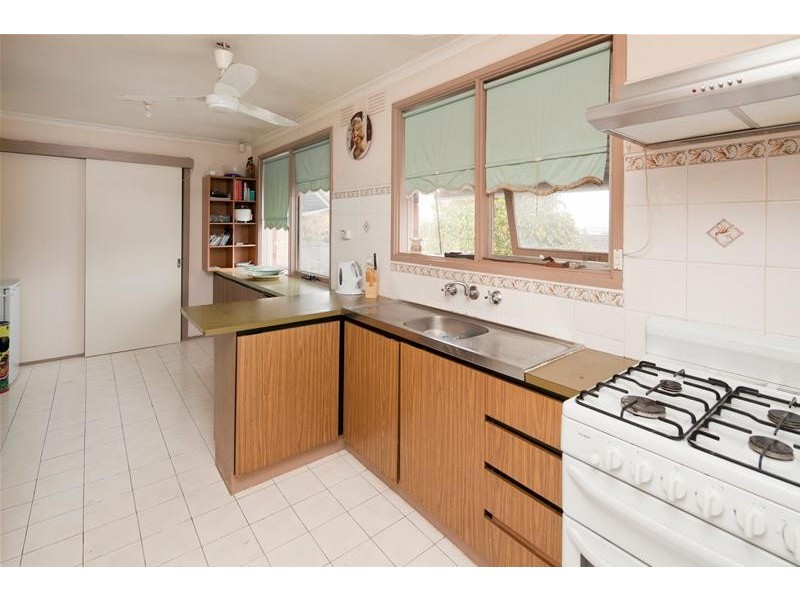 24 Bakers Road, Dandenong North VIC 3175