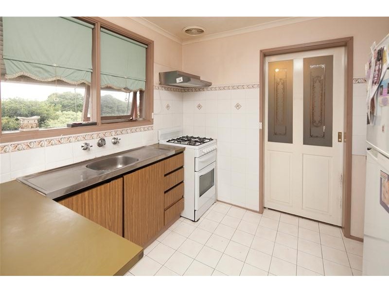 24 Bakers Road, Dandenong North VIC 3175