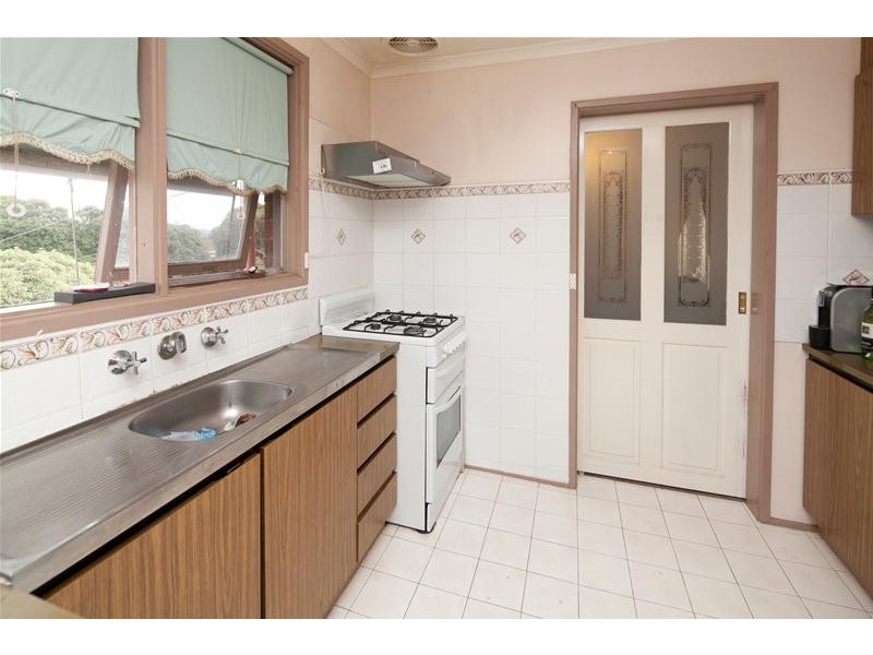 24 Bakers Road, Dandenong North VIC 3175