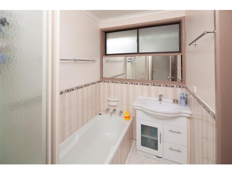 24 Bakers Road, Dandenong North VIC 3175