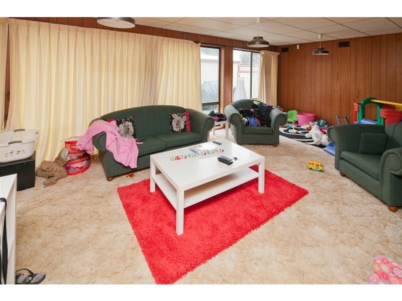 24 Bakers Road, Dandenong North VIC 3175