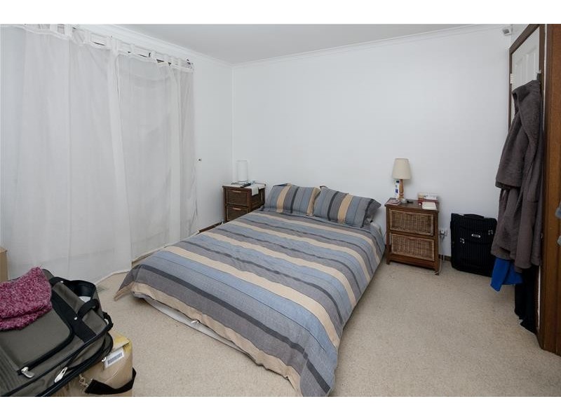 4 Skye Crescent, Endeavour Hills VIC 3802