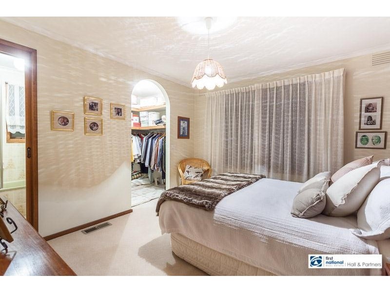 17 Roslyn Court, Dandenong North VIC 3175