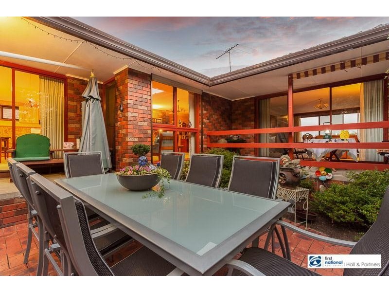 17 Roslyn Court, Dandenong North VIC 3175