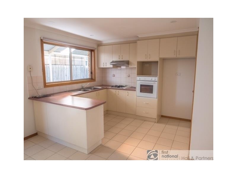 13 Naples Way, Pakenham VIC 3810