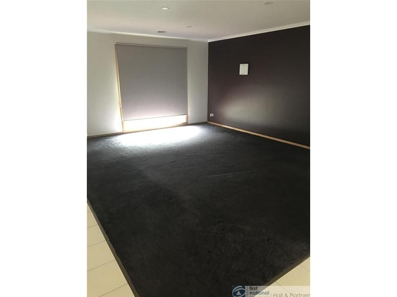 13 Naples Way, Pakenham VIC 3810