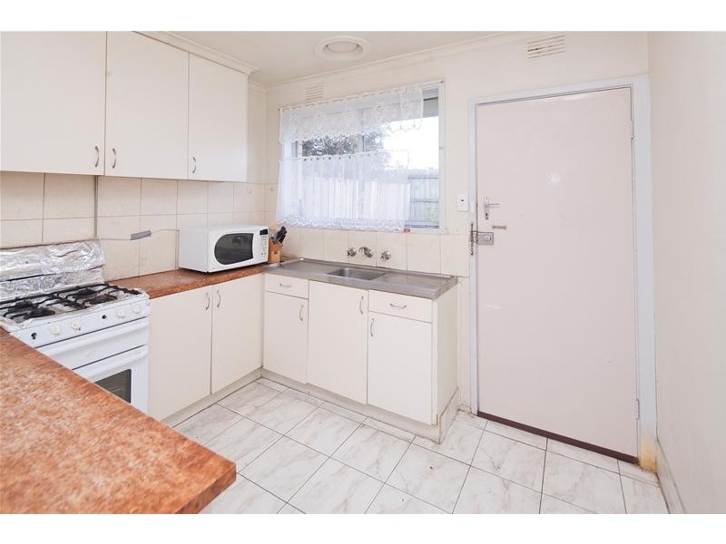 2/157 Cleeland Street, Dandenong VIC 3175