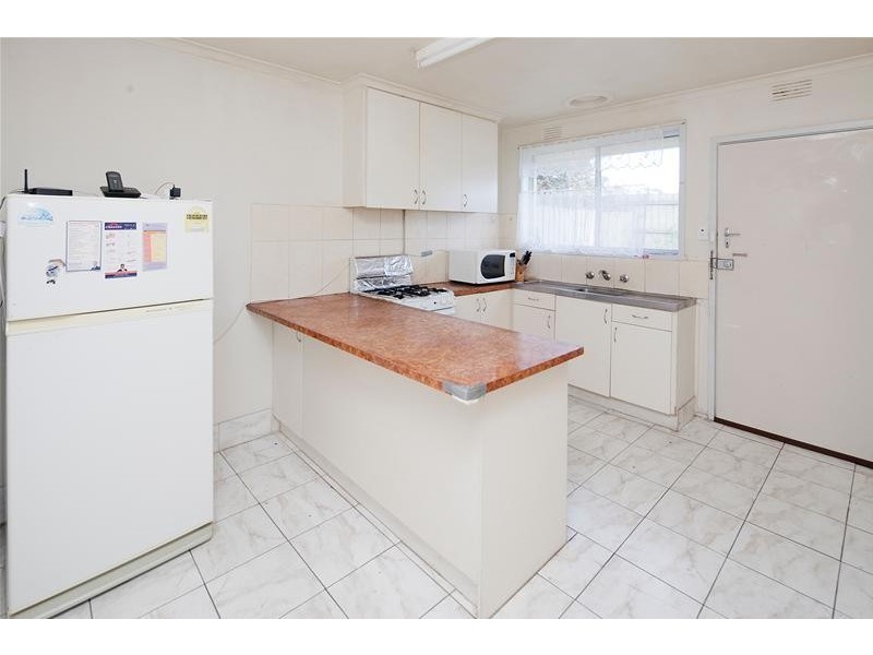 2/157 Cleeland Street, Dandenong VIC 3175