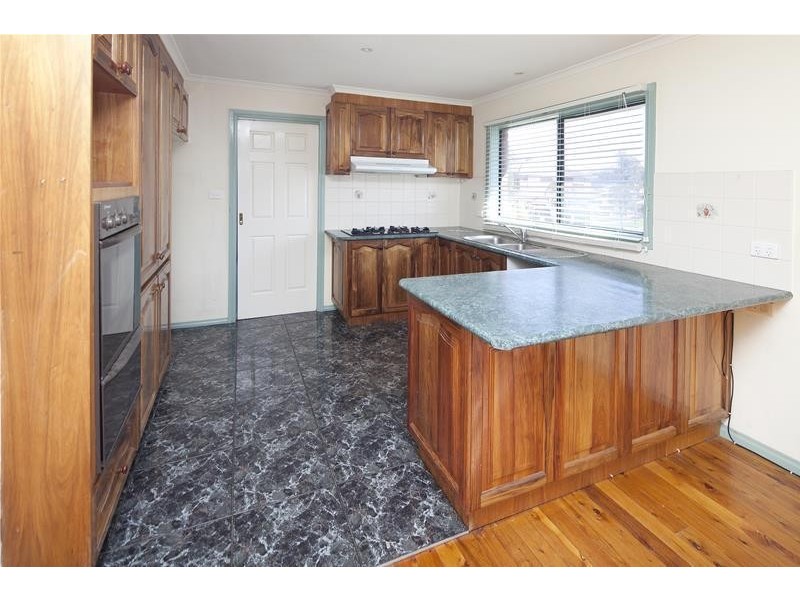 20 Edward Freeth Drive, Endeavour Hills VIC 3802