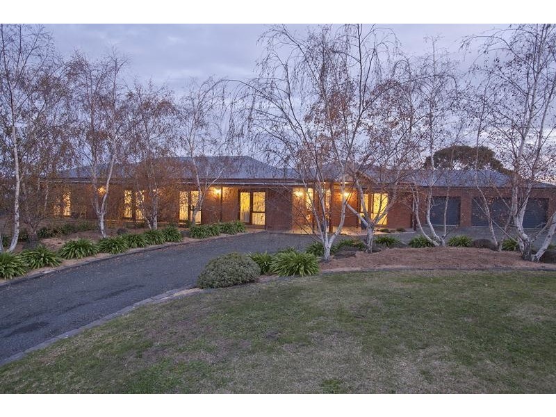 11-12 Wiringa Close, Narre Warren North VIC 3804