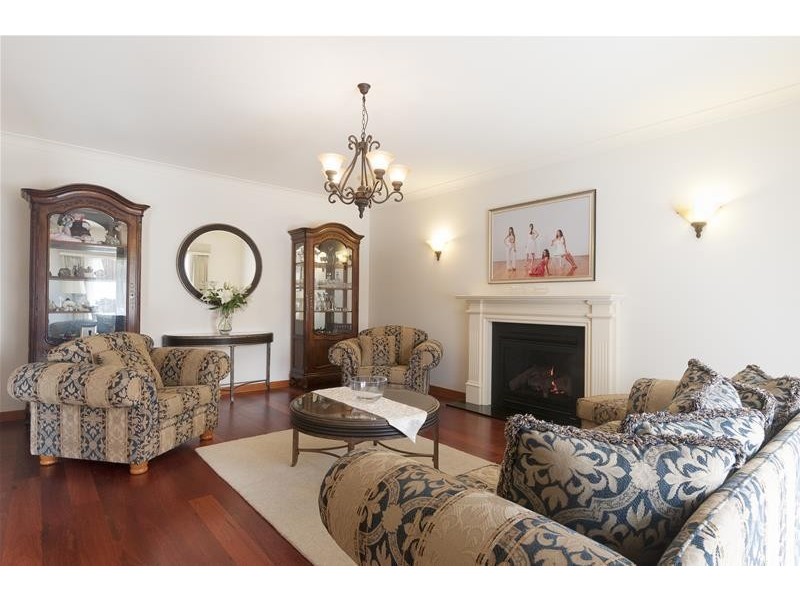 11-12 Wiringa Close, Narre Warren North VIC 3804