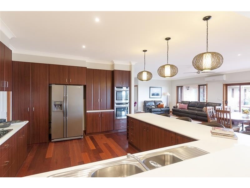 11-12 Wiringa Close, Narre Warren North VIC 3804