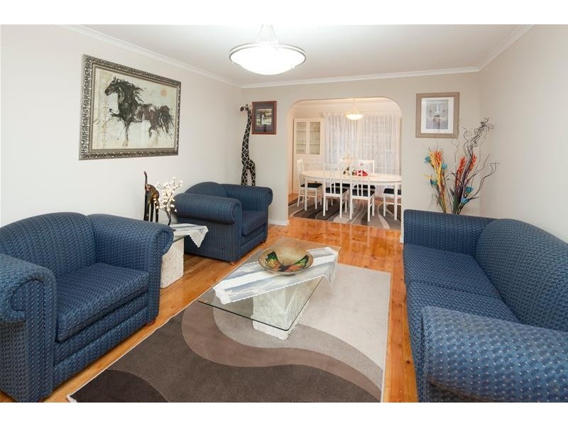 8 Bedwell Court, Endeavour Hills VIC 3802