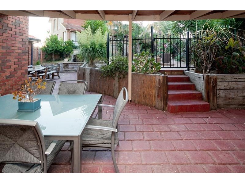 8 Bedwell Court, Endeavour Hills VIC 3802