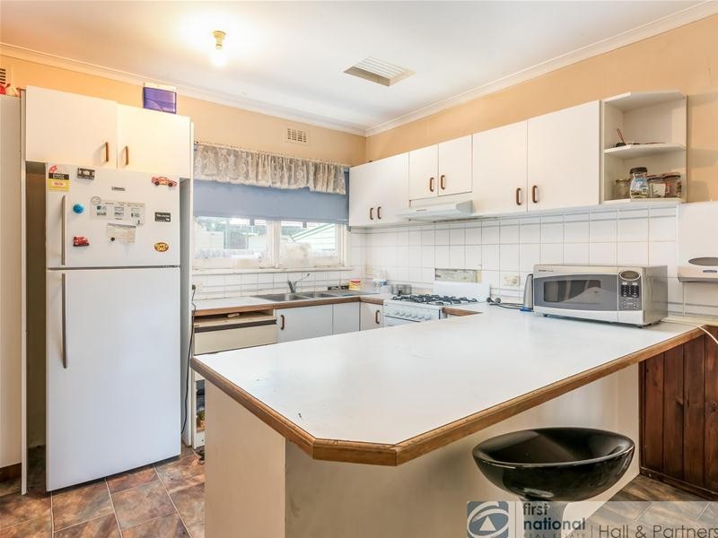 4 Florence Court, Dandenong VIC 3175