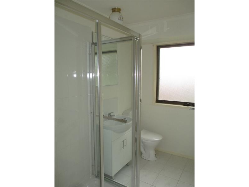 2 Primrose Hill Close, Endeavour Hills VIC 3802