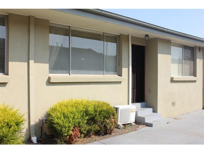 3/15 Wilma Avenue, Dandenong VIC 3175