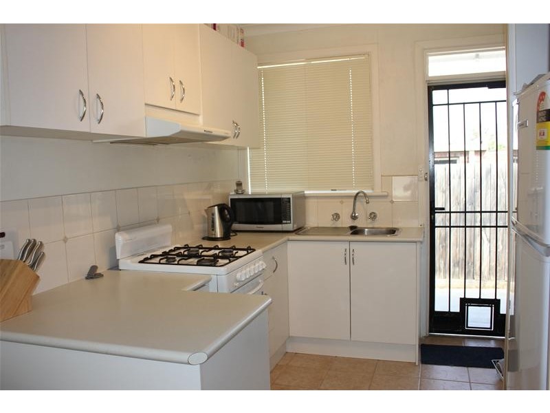 3/15 Wilma Avenue, Dandenong VIC 3175