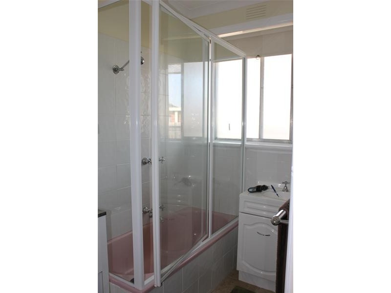 3/15 Wilma Avenue, Dandenong VIC 3175