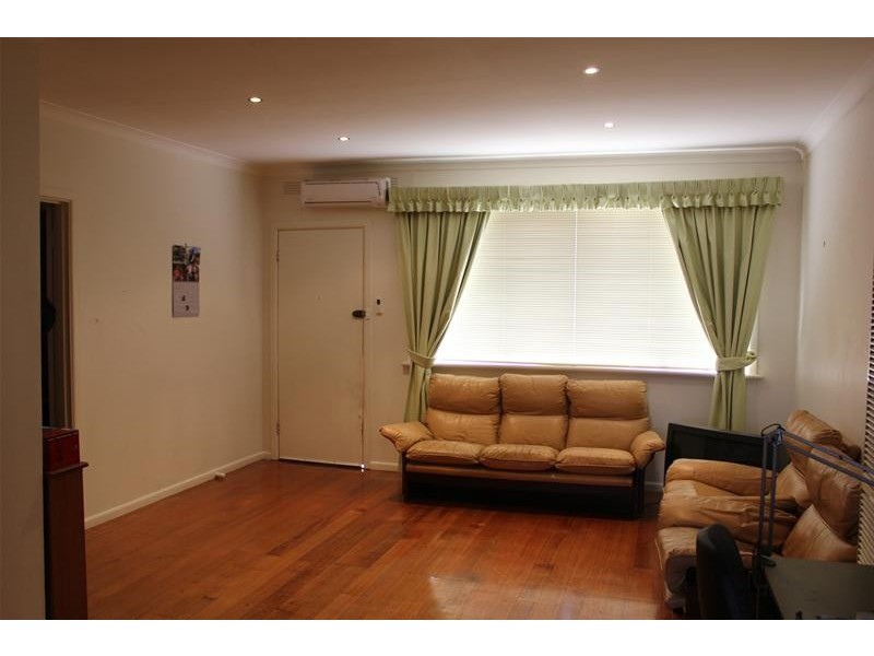 3/15 Wilma Avenue, Dandenong VIC 3175