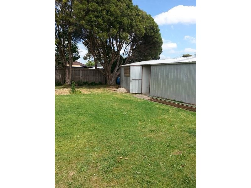 29 Edinborough Street, Hallam VIC 3803