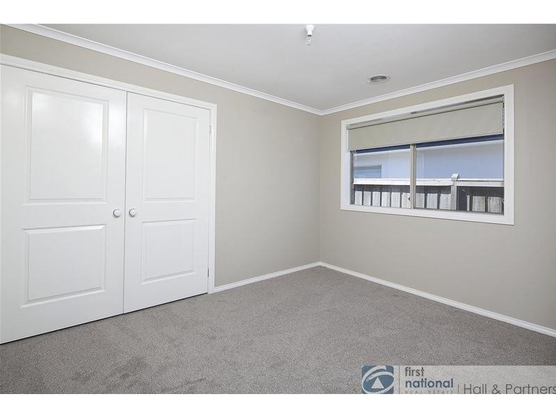 9 Bronson Circuit, Cranbourne North VIC 3977