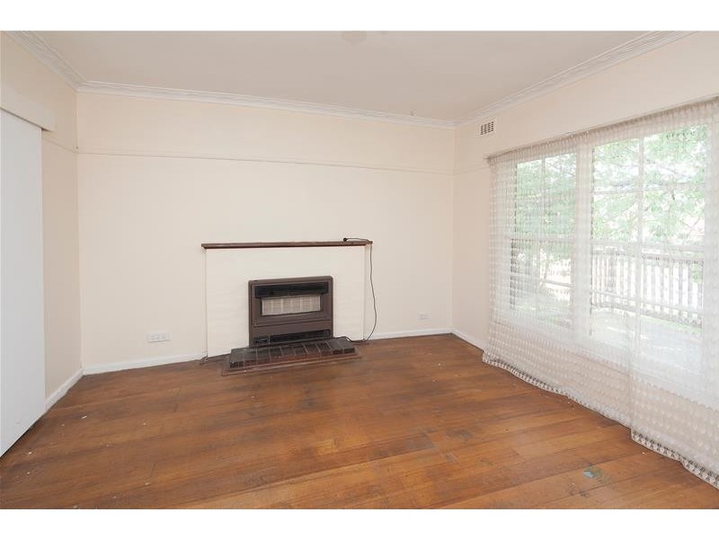 7 Dawn Avenue, Dandenong VIC 3175