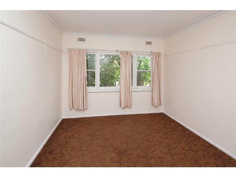 7 Dawn Avenue, Dandenong VIC 3175