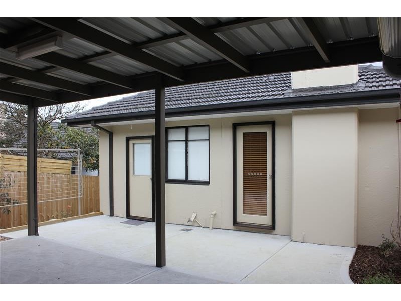 16 Laurel Avenue, Doveton VIC 3177