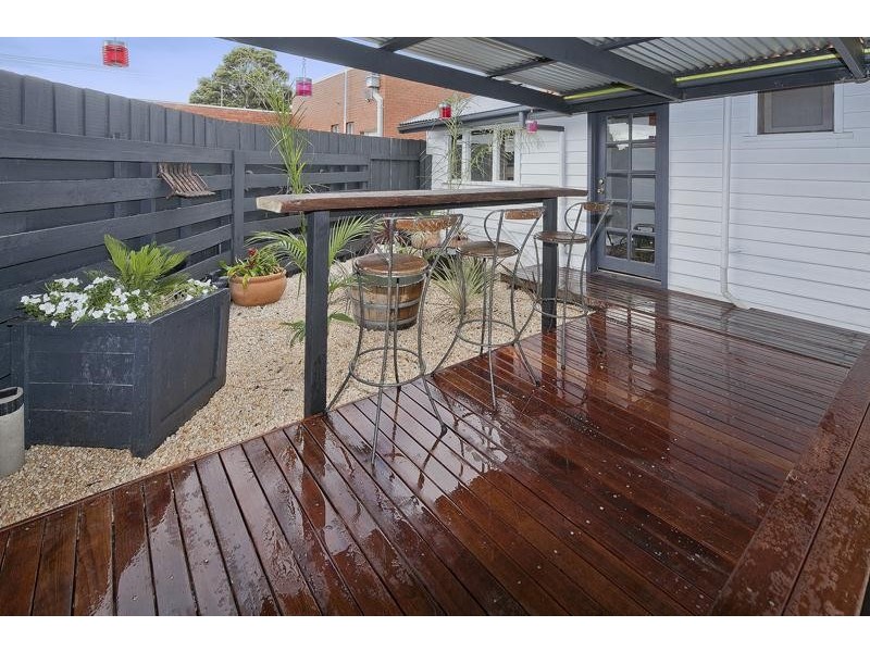 1/17 King George  Parade, Dandenong VIC 3175