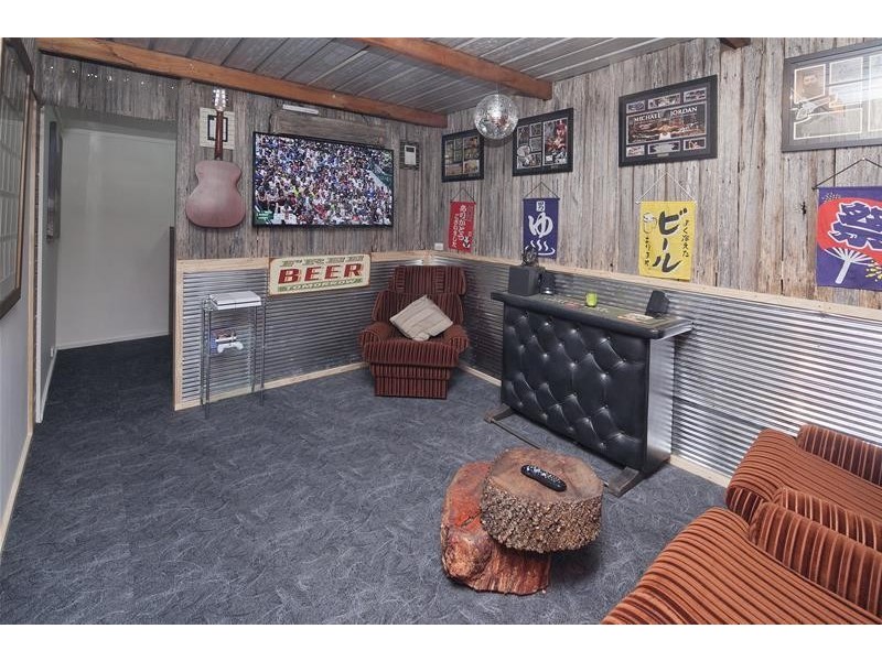 1/17 King George  Parade, Dandenong VIC 3175