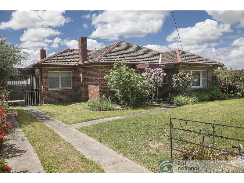 1 Henry Avenue, Hallam VIC 3803