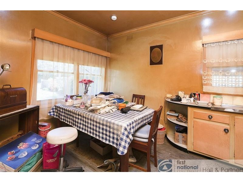 1 Henry Avenue, Hallam VIC 3803