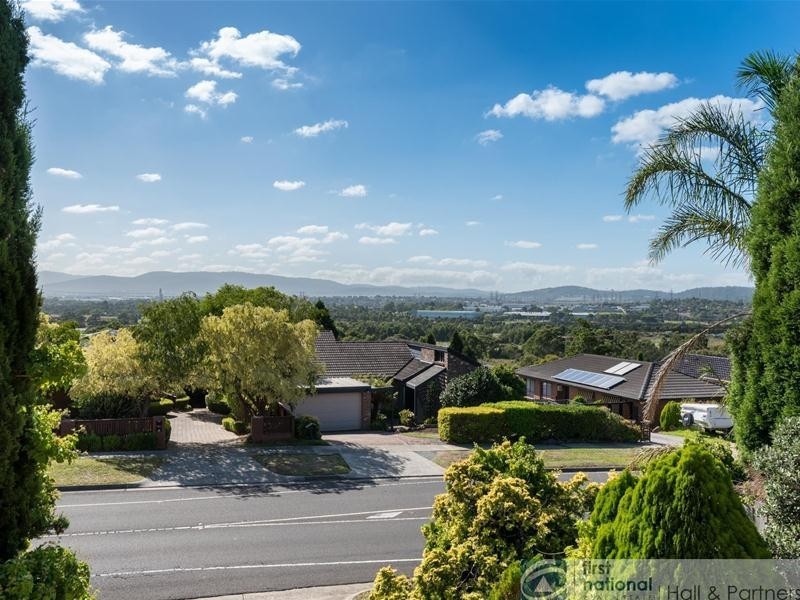 51 Haverbrack Drive, Mulgrave VIC 3170