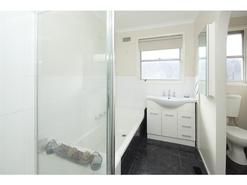 21 Blackmore Street, Dandenong North VIC 3175