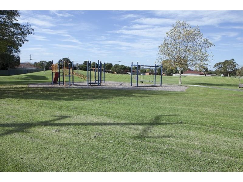 21 Blackmore Street, Dandenong North VIC 3175